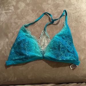 Ombré blue bralette with removable padding